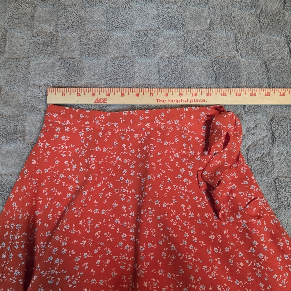 Forever 21 Skirt Womens Size Small Red-Orange Boho Floral Print Wrap Mini Micro - Picture 4 of 8